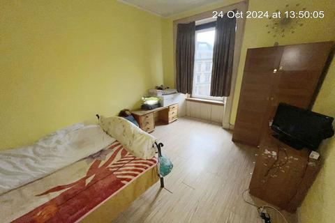 1 bedroom flat for sale, Cathcart Road, Flat 2-3, Crosshill, Glasgow G42