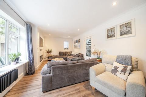 19 Azalea Way, Camberley, GU15 1NY