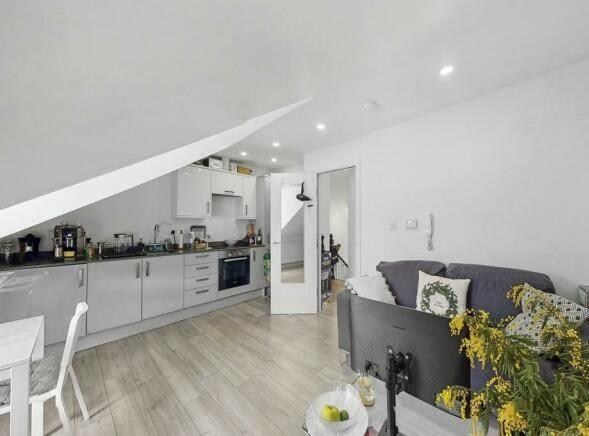 Stylish 1-Bed Flat – Great Location