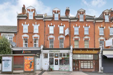 1 bedroom flat to rent, Ferme Park Road, London N4