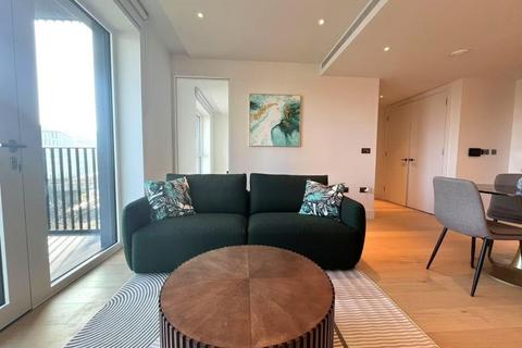 1 bedroom apartment to rent, Cascade Way London W12