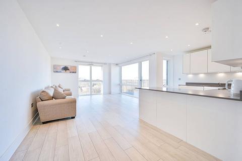 3 bedroom flat for sale, Lakeside Drive, Park Royal, London, NW10