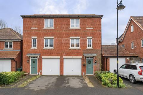 3 bedroom semi-detached house for sale, Scarborough Drive, Croxley Green, Rickmansworth