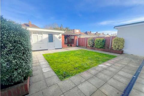 5 bedroom semi-detached house for sale, Tennyson Avenue, Kingsbury, London