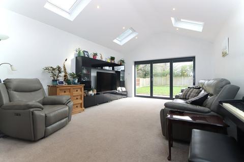 3 bedroom detached bungalow for sale, Chester Road North, Kidderminster, DY10