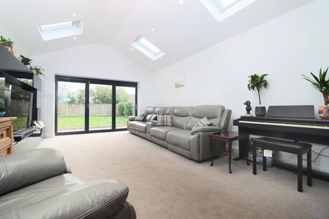 3 bedroom detached bungalow for sale, Chester Road North, Kidderminster, DY10