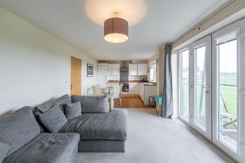 2 bedroom flat for sale, Elmwood Park Court, Great Park, NE13