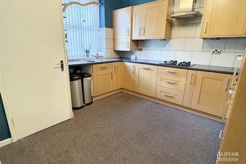 4 bedroom terraced house for sale, Mosshey Street, Shaw