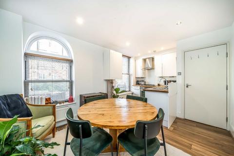 1 bedroom flat to rent, Bedford Road, London SW4