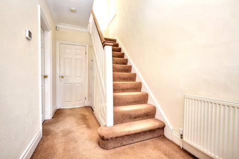 3 bedroom semi-detached house for sale, Eden Avenue, Wakefield, West Yorkshire