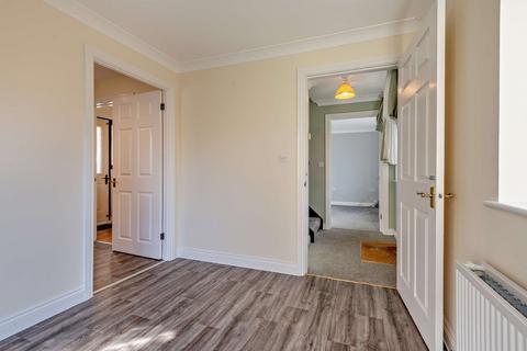 32 Benjamin Road, Poole, BH15 4QU