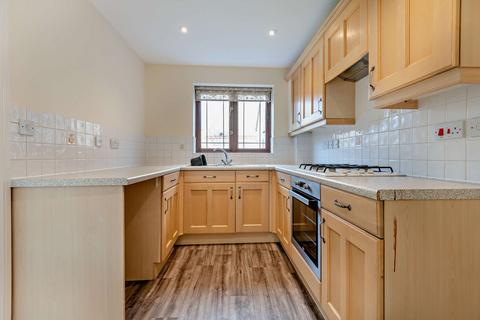 32 Benjamin Road, Poole, BH15 4QU