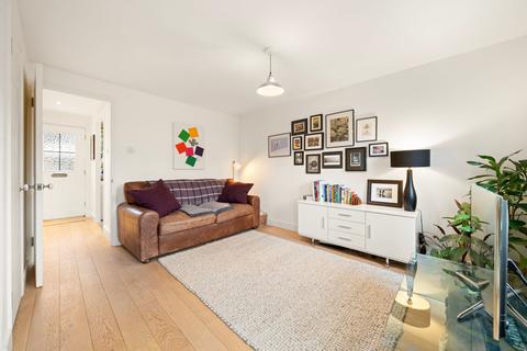 38 Archer Close, Kingston Upon Thames, KT2 5NE
