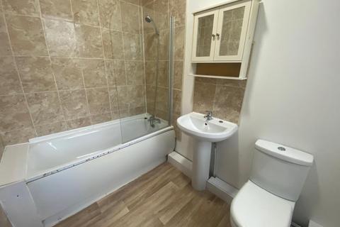 2 bedroom flat to rent, Walton Breck Road, Liverpool