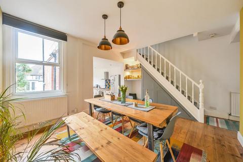 16 Brisbane Road, Reading, RG30 2PE