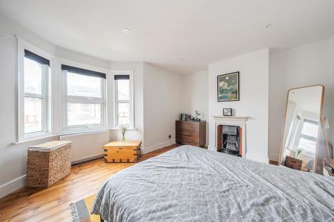 16 Brisbane Road, Reading, RG30 2PE