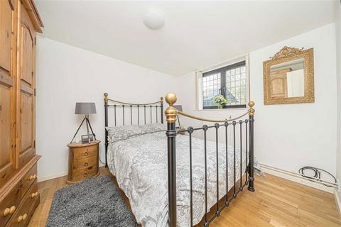 3 bedroom house for sale, Ham Island, Windsor SL4