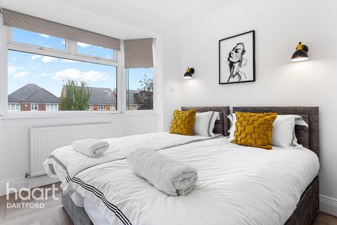 75 Burnham Road, Dartford, DA1 5AY