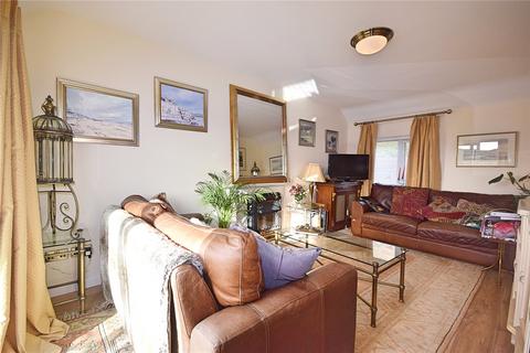 2 bedroom link detached house for sale, Aberdyfi, Gwynedd, LL35