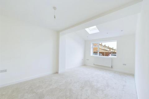 3 bedroom end of terrace house for sale, Alpine Rise, Coventry CV3