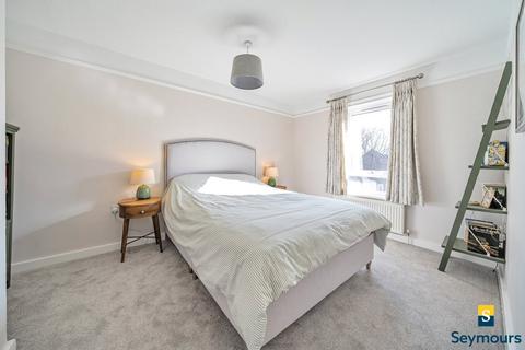 8 Garden Close, Shamley Green, Guildford, GU5 0UW