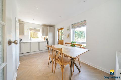 3 bedroom end of terrace house for sale, Garden Close, Guildford GU5