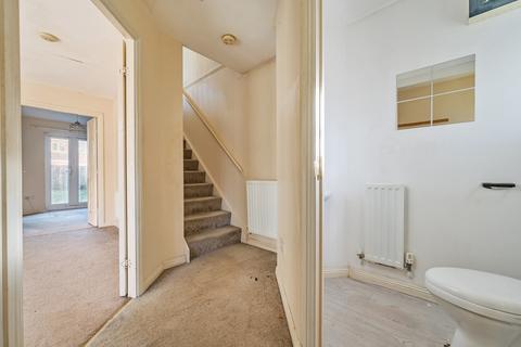 3 bedroom end of terrace house for sale, Clonmel Close, Caversham, Reading