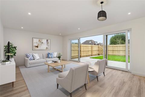 4 bedroom semi-detached house for sale, Lodge Road, Pennington, Lymington, Hampshire, SO41