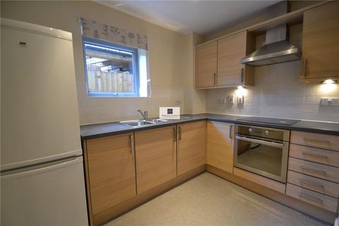 1 bedroom flat to rent, Salisbury House, Harwoods Road, WD18