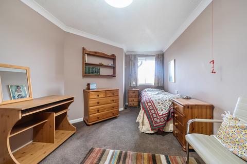 1 bedroom apartment for sale, Wood Lane, Ruislip, Middlesex