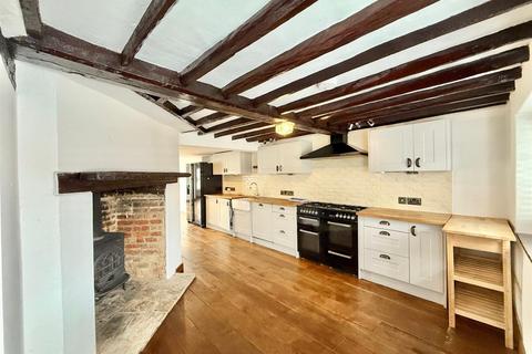 3 bedroom cottage for sale, Village Road, Denham Village