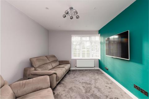 2 bedroom bungalow for sale, Lambeth Close, Chatham