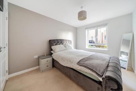 2 bedroom flat for sale, South Reading,  Berkshire,  RG2