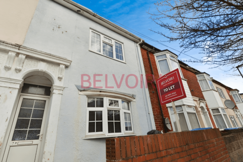 4 bedroom terraced house to rent, Argyle Road, Southampton SO14