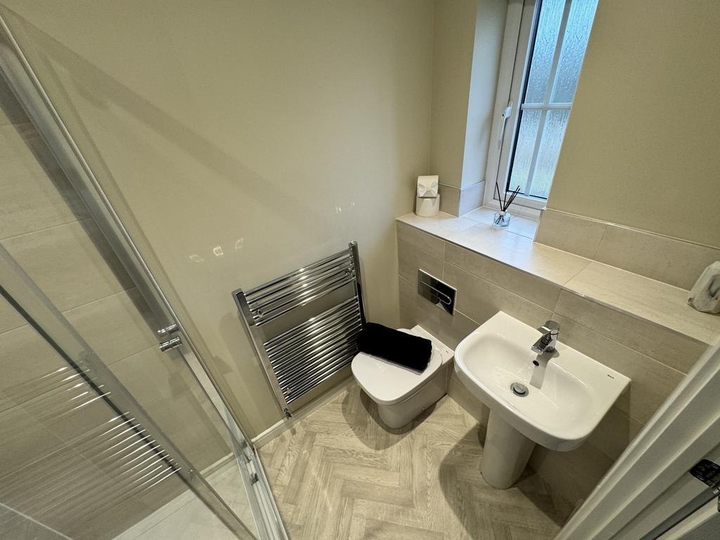 Ensuite