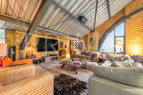 4 bedroom penthouse to rent, 12 Lawn Lane, Vauxhall, London
