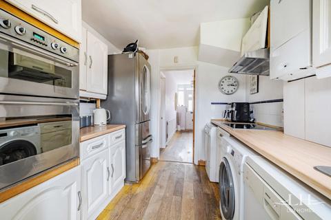 4 bedroom semi-detached house for sale, Cedar Road, Hornchurch