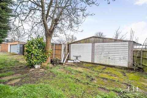4 bedroom semi-detached house for sale, Cedar Road, Hornchurch