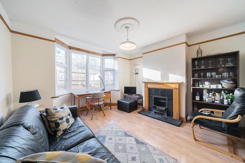 1 bedroom apartment for sale, Old Road, London