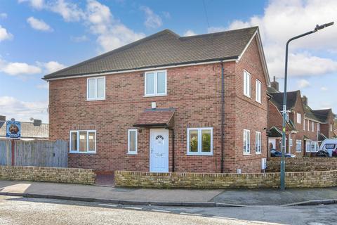 3 bedroom semi-detached house for sale, Grayne Avenue, Rochester ME3