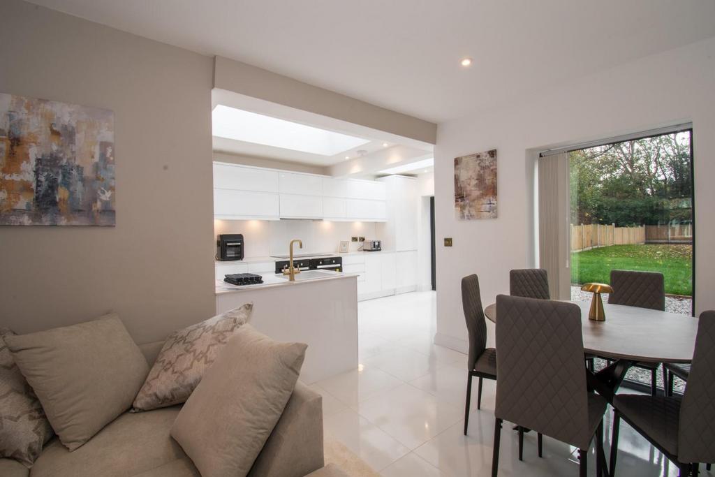 Kitchen Living 2