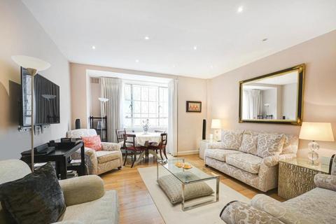 2 bedroom apartment to rent, Baker Street, London NW1