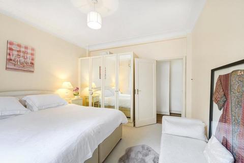 2 bedroom apartment to rent, Baker Street, London NW1