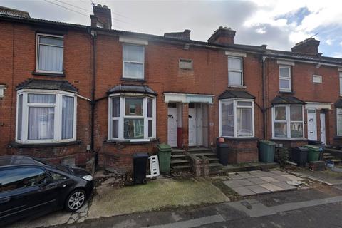4 bedroom terraced house for sale, Sheals Crescent, Maidstone, ME15