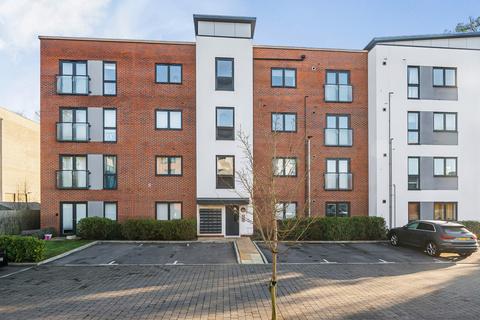 Flat 21, 3 Elvian Close, Reading, RG30 3FP