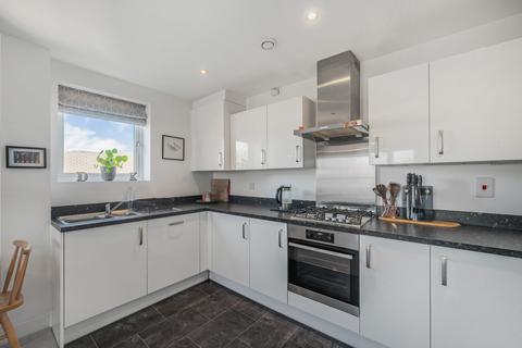Flat 21, 3 Elvian Close, Reading, RG30 3FP