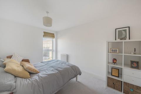 Flat 21, 3 Elvian Close, Reading, RG30 3FP