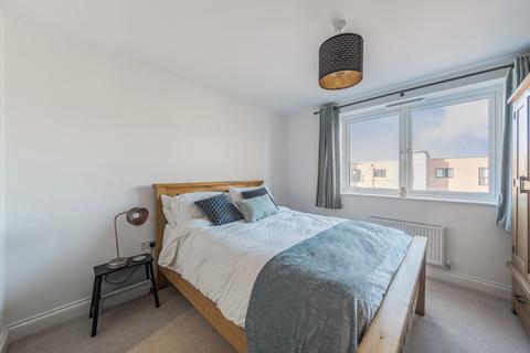 Flat 21, 3 Elvian Close, Reading, RG30 3FP