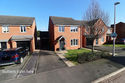 4 bedroom detached house for sale, Broad Street, Crewe