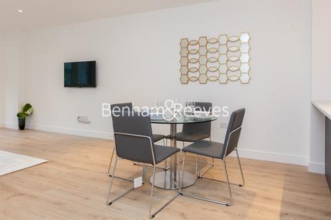 2 bedroom apartment to rent, Beadon Road,  Fulham W6